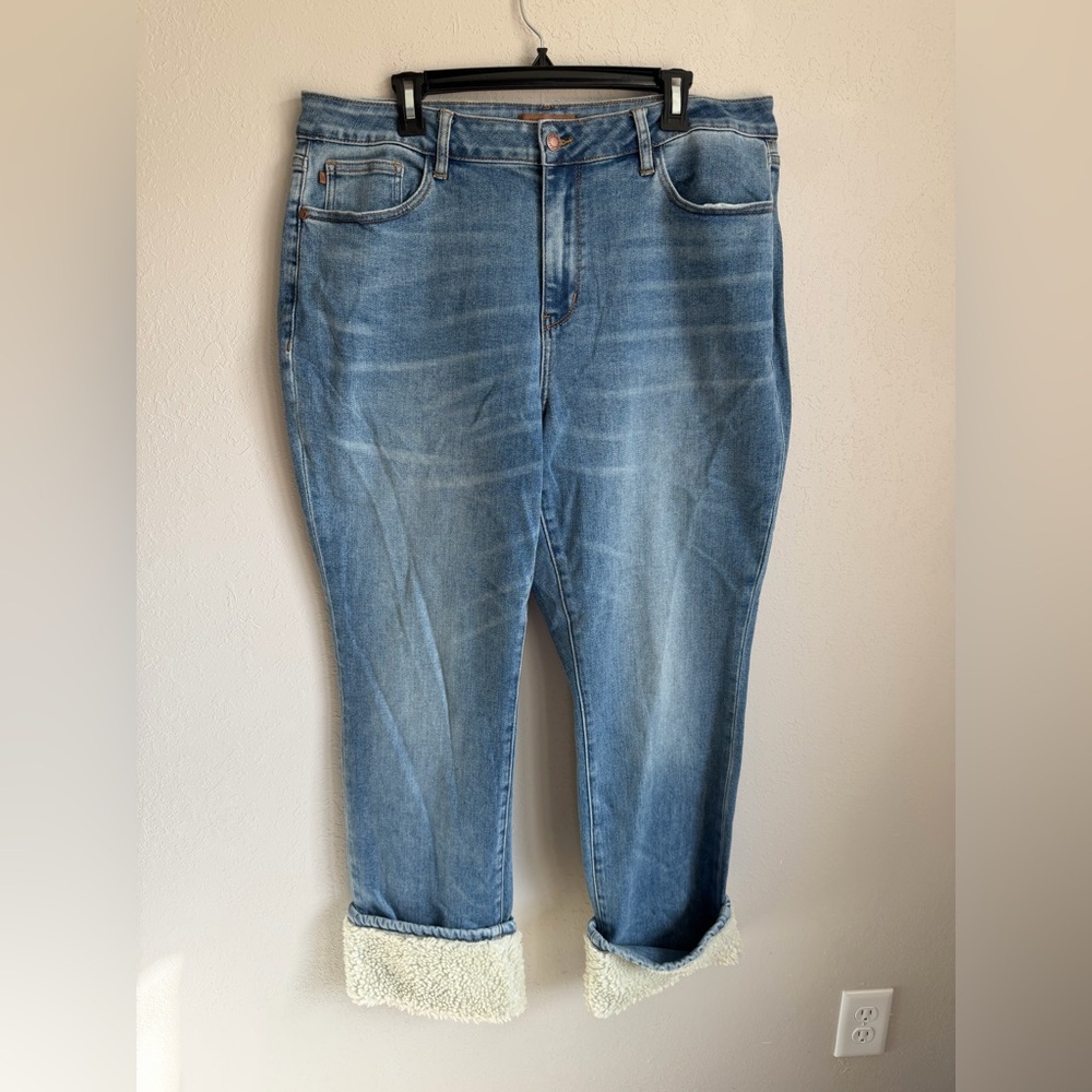 Judy Blue Light Wash Blue Denim Straight Leg Sherpa Ankle Jeans Women 18W Casual